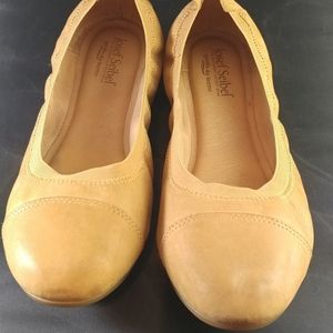 Josef Seibel Flats